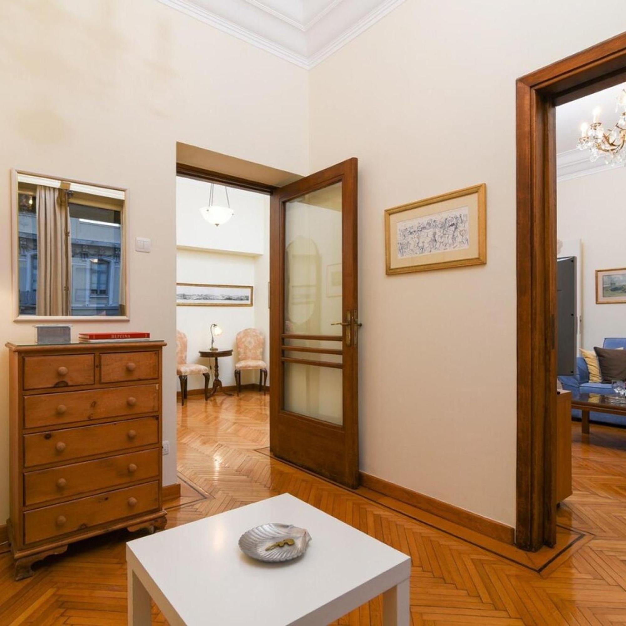 Classy Apartment In The Heart Of Athènes Extérieur photo