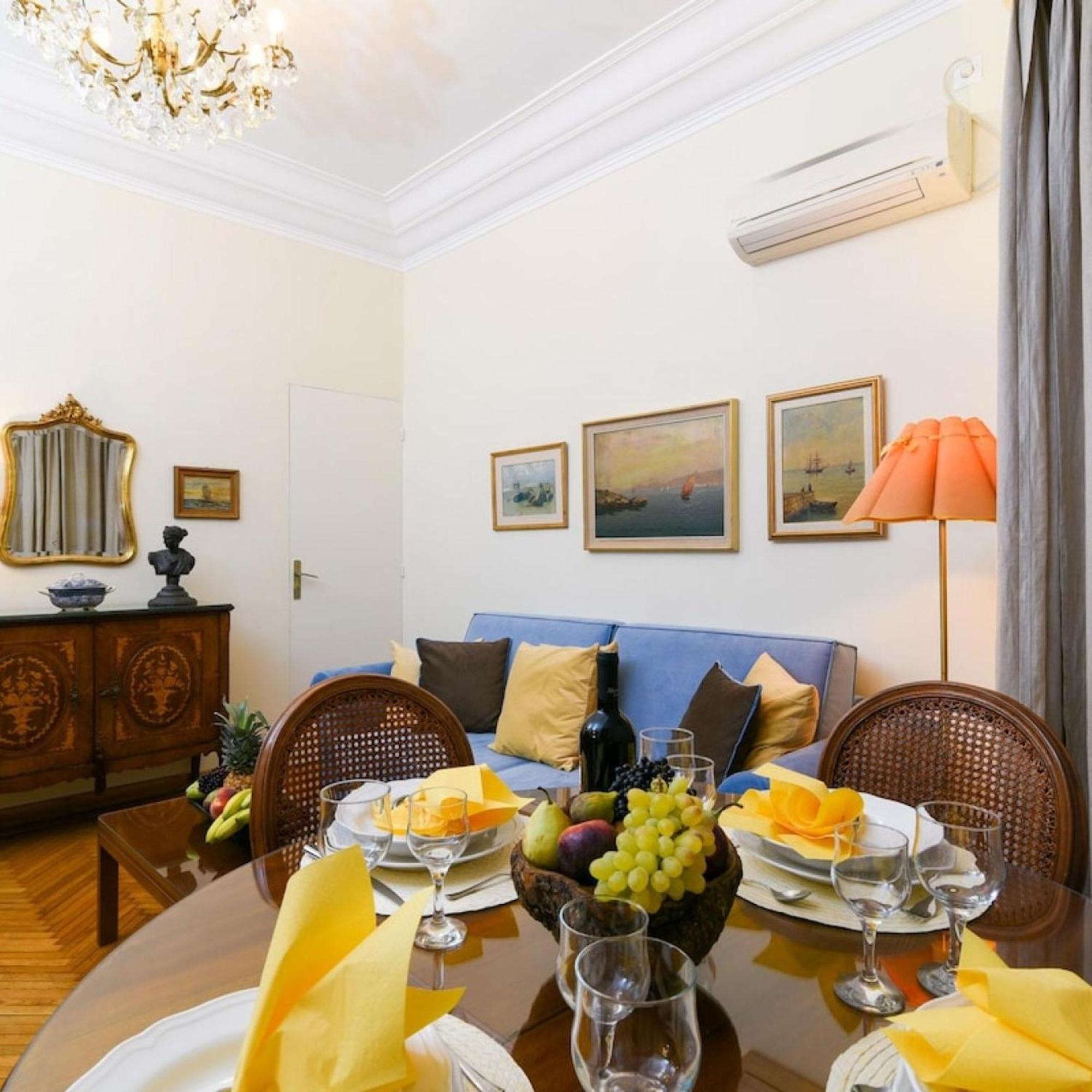 Classy Apartment In The Heart Of Athènes Extérieur photo